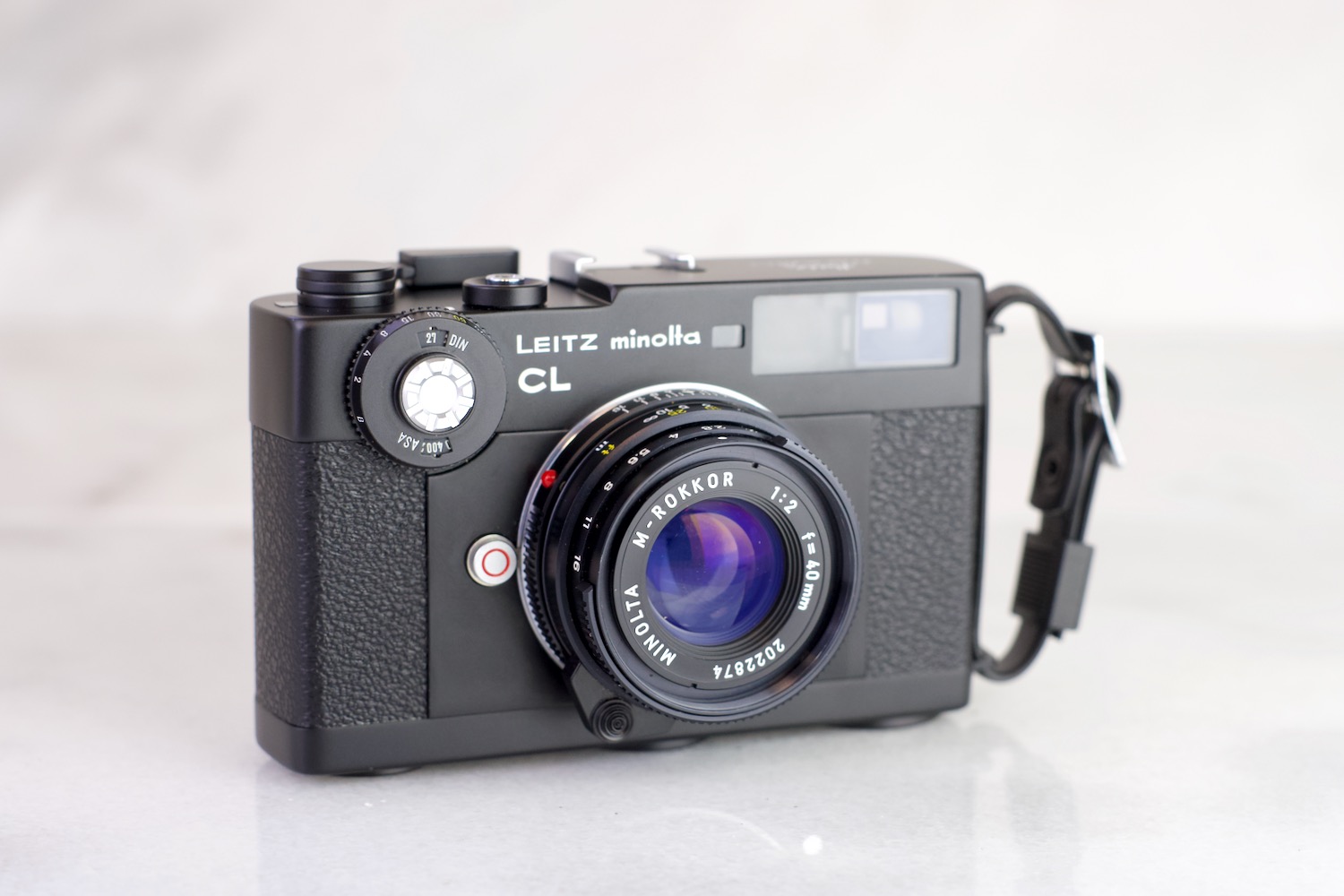 Leitz Minolta CL with Minolta M-Rokkor 40mm F/2 Lens, and Strap - Mint  Condition with Discount - Leica — F Stop Cameras
